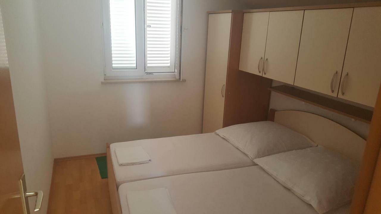 Milka Appartements Stara Novalja Kültér fotó